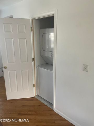79 White Street B, Eatontown, NJ 07724