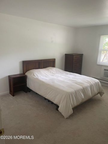 79 White Street B, Eatontown, NJ 07724