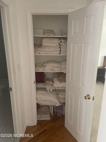 79 White Street B, Eatontown, NJ 07724