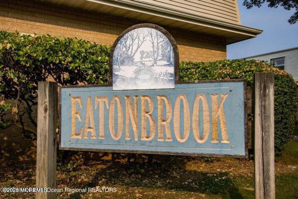 79 White Street B, Eatontown, NJ 07724
