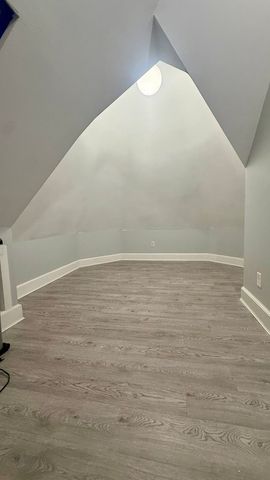 209 Cottage Street 3, Pawtucket, RI 02860