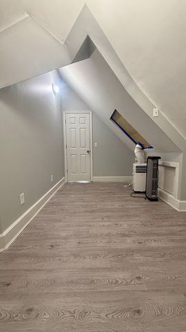 209 Cottage Street 3, Pawtucket, RI 02860