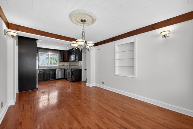 36 DECATUR RD, Havertown, PA 19083
