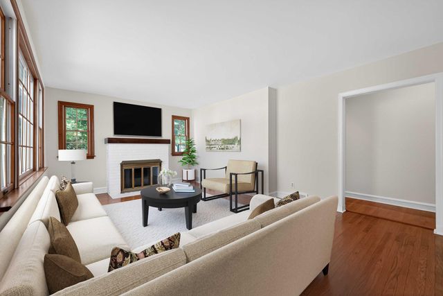 36 DECATUR RD, Havertown, PA 19083