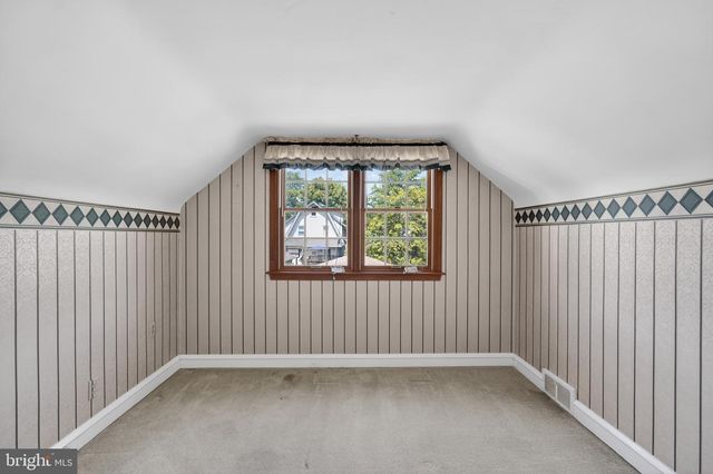 36 DECATUR RD, Havertown, PA 19083