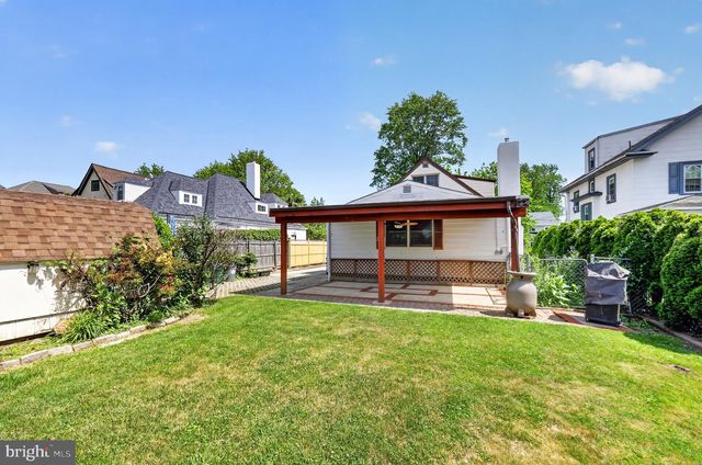 36 DECATUR RD, Havertown, PA 19083