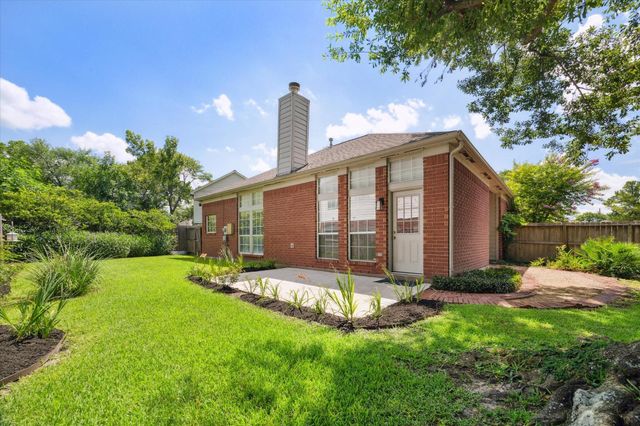 15303 Laurel Knoll Circle, Cypress, TX 77433