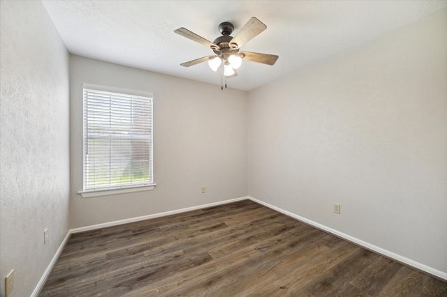 15303 Laurel Knoll Circle, Cypress, TX 77433