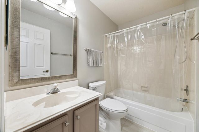 15303 Laurel Knoll Circle, Cypress, TX 77433