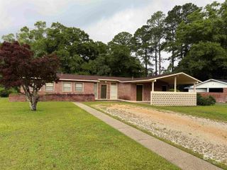 112 Rosemary Avenue, Brewton, AL 36426