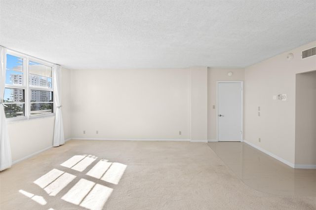 2851 S Ocean Blvd 4A, Boca Raton, FL 33432