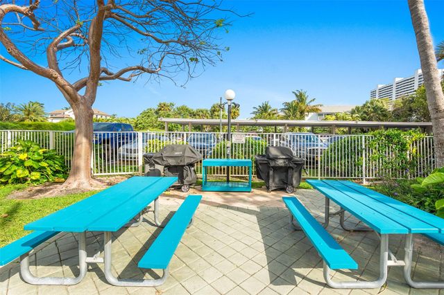 2851 S Ocean Blvd 4A, Boca Raton, FL 33432