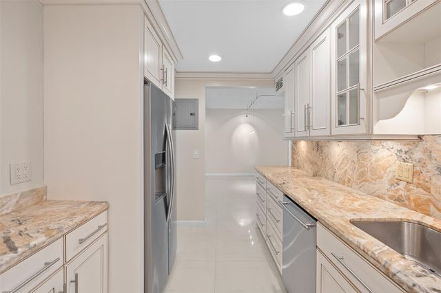 2851 S Ocean Blvd 4A, Boca Raton, FL 33432