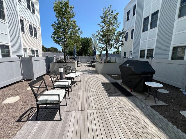 175 North Ave 407, Wakefield, MA 01880