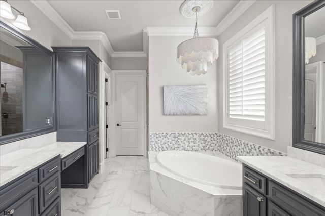 8500 Tierra Court, Benbrook, TX 76126