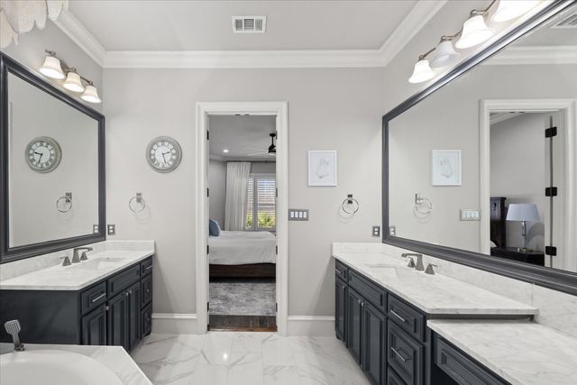 8500 Tierra Court, Benbrook, TX 76126