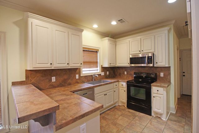 809 Jason Cove, Brandon, MS 39047