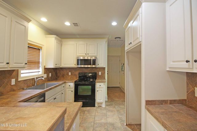 809 Jason Cove, Brandon, MS 39047