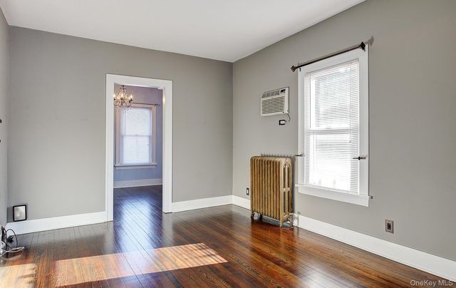 256 Nassau Road, Huntington, NY 11743