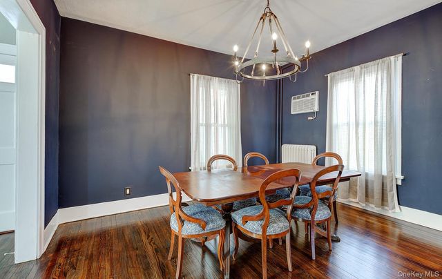 256 Nassau Road, Huntington, NY 11743