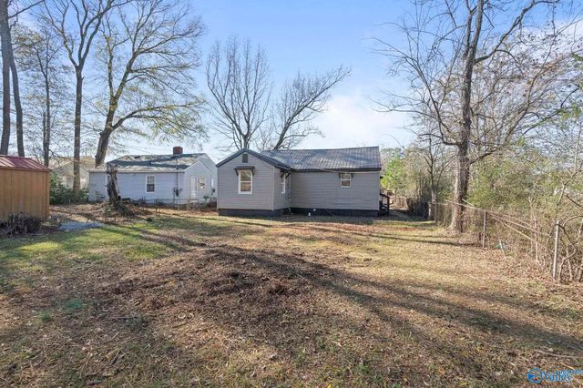 220 8th Avenue NW, Decatur, AL 35601