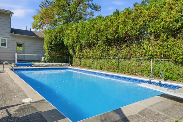 136 True Hickory Drive, Greece, NY 14615