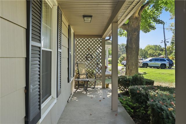 136 True Hickory Drive, Greece, NY 14615