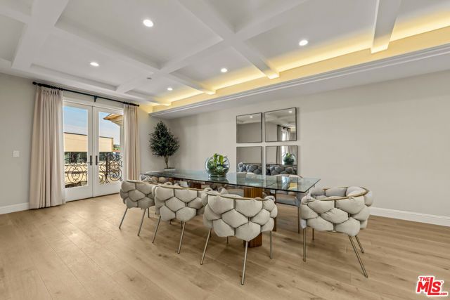 1825 Pandora Avenue PH 402, Los Angeles, CA 90025