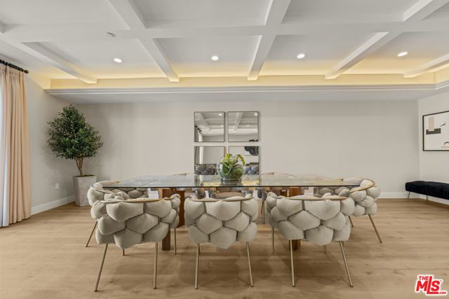 1825 Pandora Avenue PH 402, Los Angeles, CA 90025