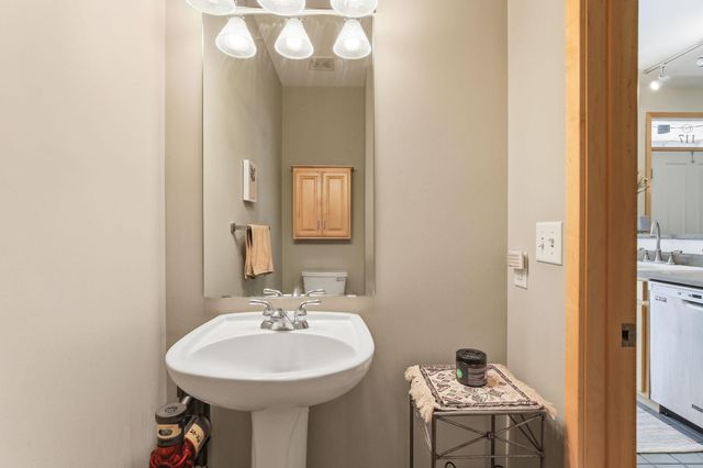 820 Emerald Street 117, Saint Paul, MN 55114