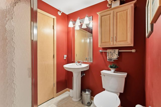 820 Emerald Street 117, Saint Paul, MN 55114