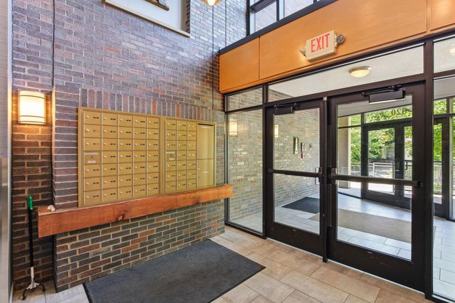 820 Emerald Street 117, Saint Paul, MN 55114