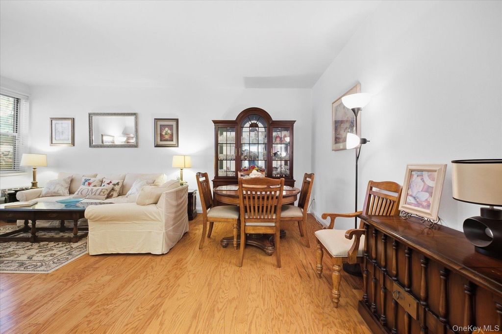 55 Lenox Road 1-K, Rockville Centre, NY 11570 — photo 4