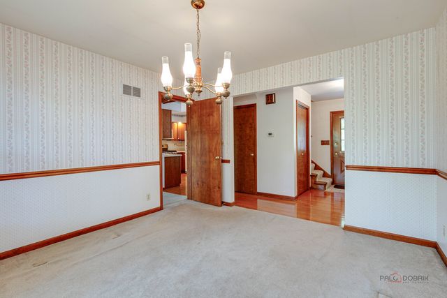 400 Seafarer Drive, Third Lake, IL 60030