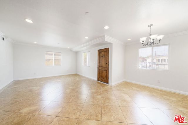 838 E 80th Street 838, Los Angeles, CA 90001