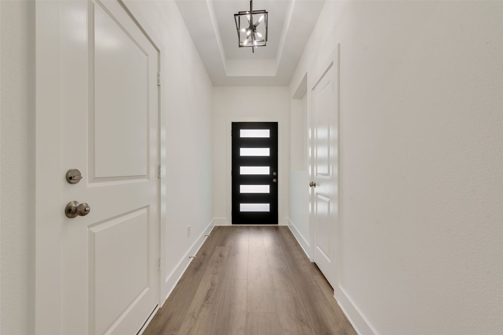 1714 Mentor Avenue, Dallas, TX 75216