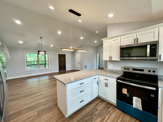 155 Muzzlle Loader Rd, Corbin, KY 40701