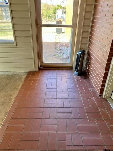 373 CR 2724, Mineola, TX 75773