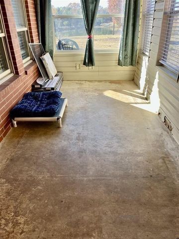 373 CR 2724, Mineola, TX 75773