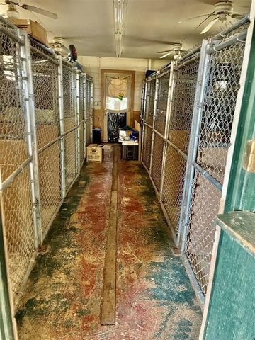 373 CR 2724, Mineola, TX 75773