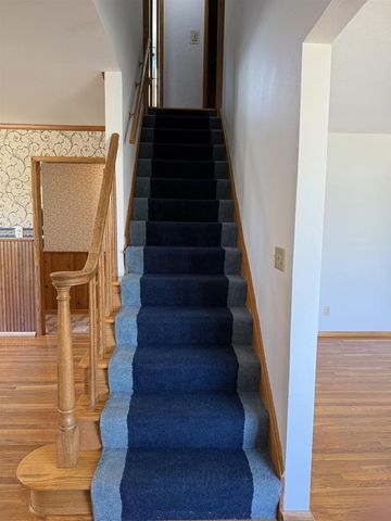 1929 INDIAN POINT ROAD, Oshkosh, WI 54901
