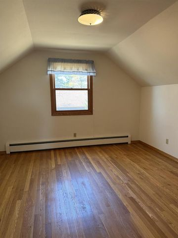 1929 INDIAN POINT ROAD, Oshkosh, WI 54901