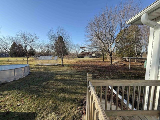 1929 INDIAN POINT ROAD, Oshkosh, WI 54901