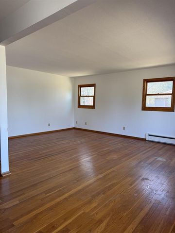 1929 INDIAN POINT ROAD, Oshkosh, WI 54901
