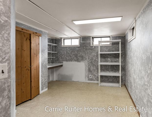 306 Orchard Avenue, Grand Haven, MI 49417