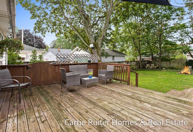 306 Orchard Avenue, Grand Haven, MI 49417