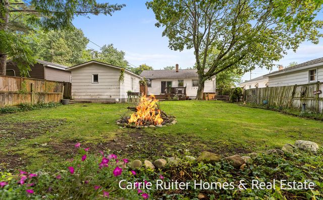 306 Orchard Avenue, Grand Haven, MI 49417