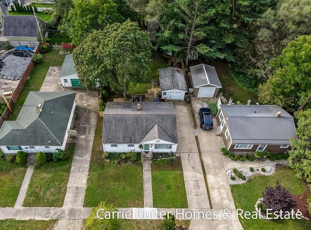 306 Orchard Avenue, Grand Haven, MI 49417