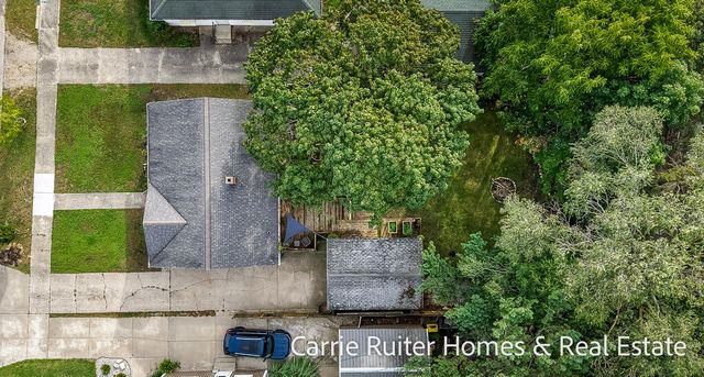 306 Orchard Avenue, Grand Haven, MI 49417