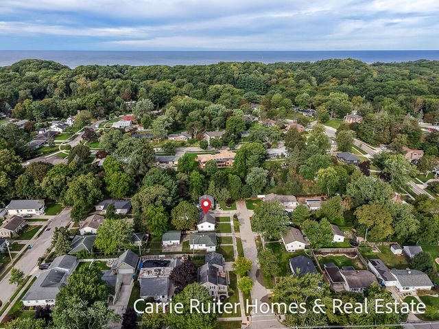 306 Orchard Avenue, Grand Haven, MI 49417